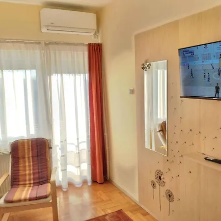 In - Balaton 27595 *